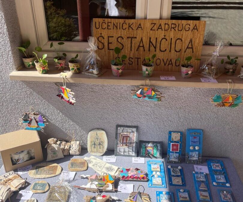 Izložba u povodu Dana škole